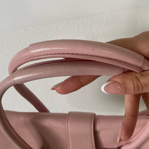 Used Coach purse. - Picture 3 of 8